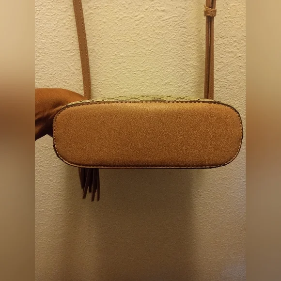 ("ALREADY GONE") CROSSBODY PURSE - Picture 8 of 11